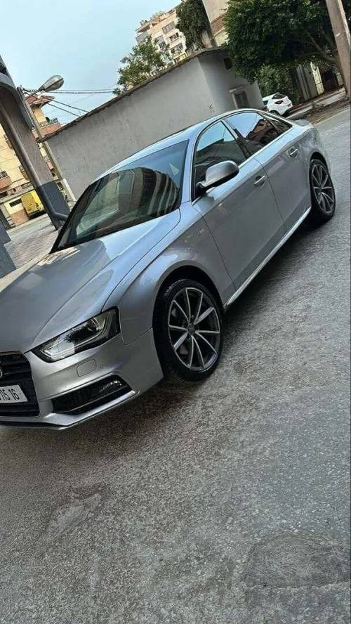 Audi A4 2015 S Line +