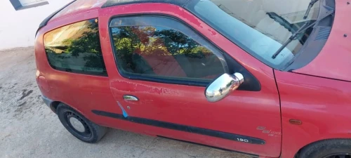 Renault Cloi 2000 