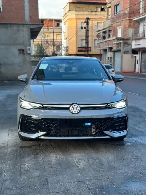 Volkswagen Golf 8 2025 R