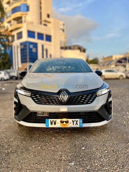 Renault Clio 5  2026 Esprit Alpine
