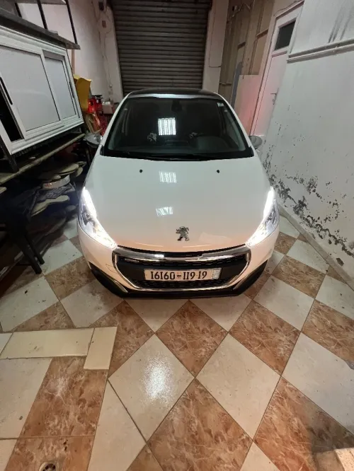 Peugeot 208 2019 Allure Facelift