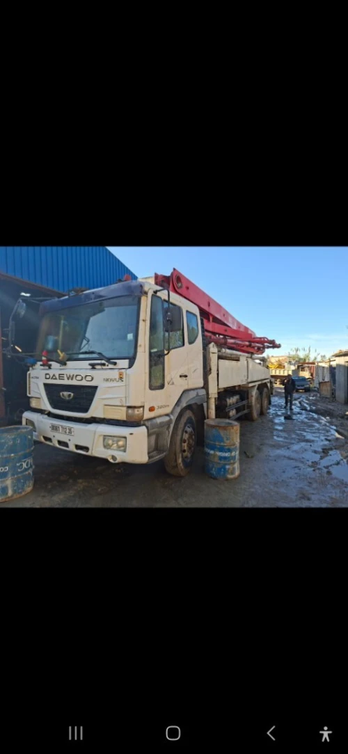 Daewoo Pompe à béton 2012