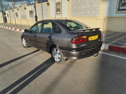 Renault Laguna 1 1995 Laguna 1