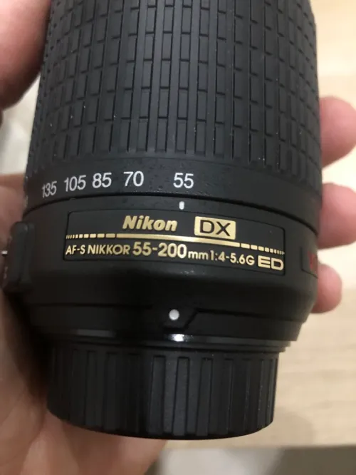 Objectif Nikon 55/200