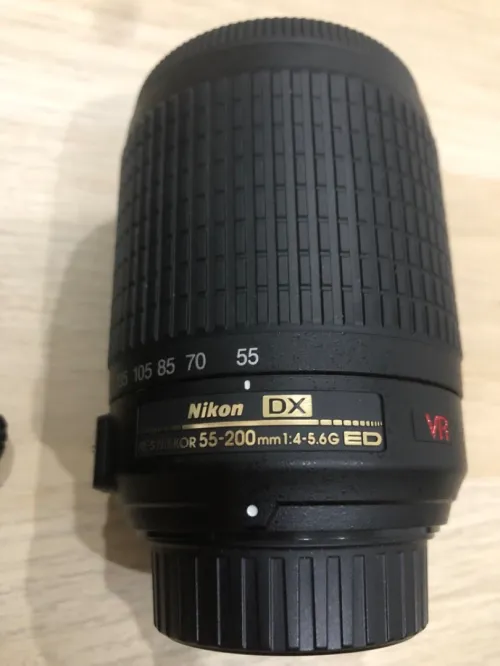 Objectif Nikon 55/200