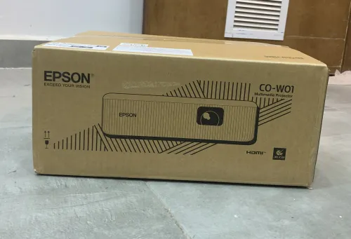 DATASHOW EPSON CO-W01