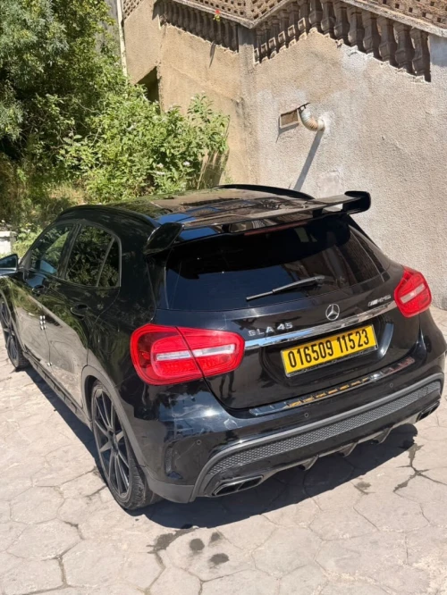 Mercedes GLA 2015 45 AMG