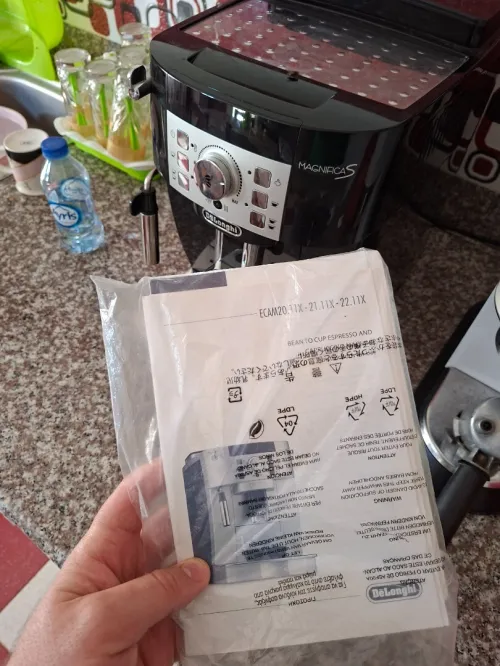 Machine à café DeLonghi Magnifica S