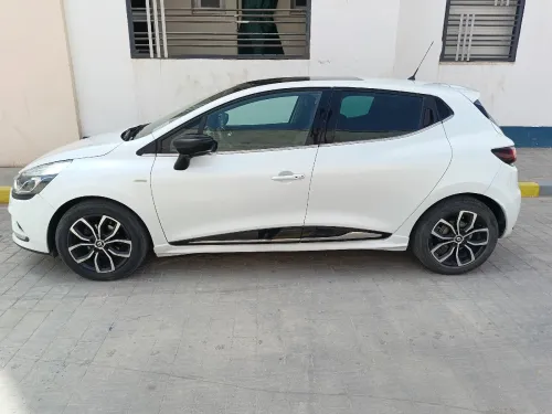 Renault Clio 4 2019 Limited 2