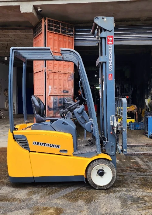 Clark DEUTRUCK jungheinrich chariot élévateur 2014