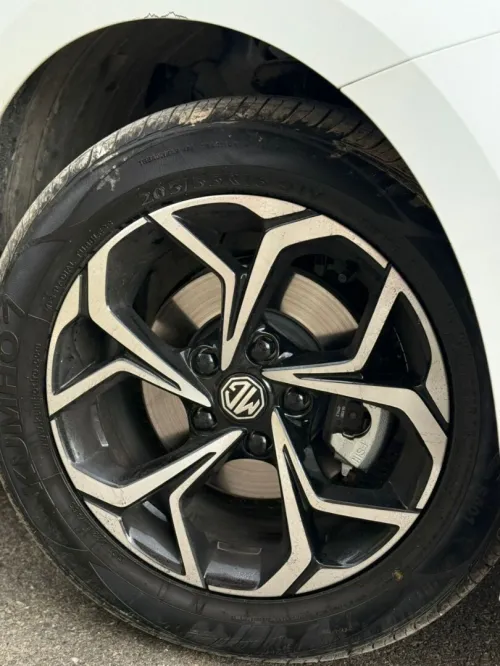 MG MG5 2026 