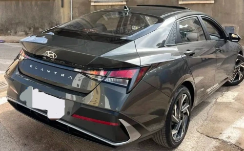 Hyundai ELENTRA 2025 