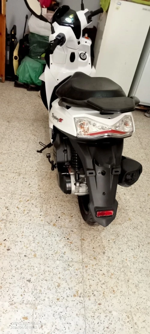 Sym St200 2025