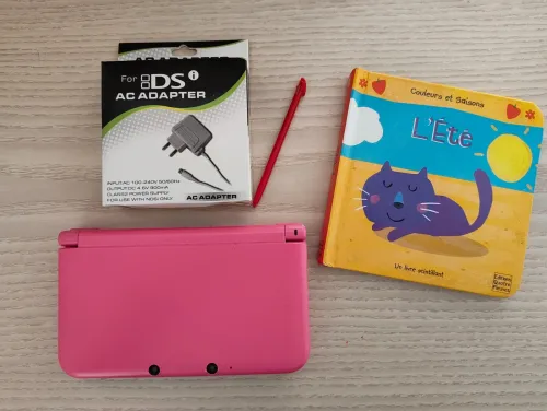 Nintendo 3DS XL Edition Rose + Flash + Jeux