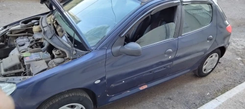 Peugeot 206 2000 Base