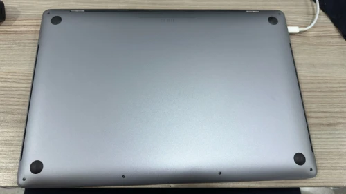 2019 Macbook Pro 16 pouces i9 32GB 1TB Touchbar