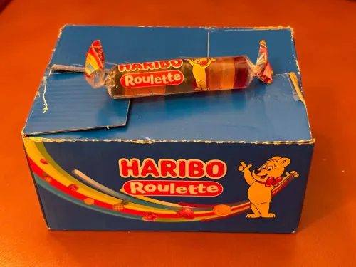 Bonbon Haribo roulette, chupa chups, mentos