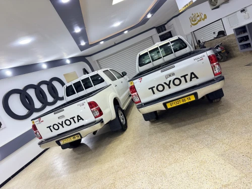 Toyota Hilux 2015 LEGEND DC 4x4