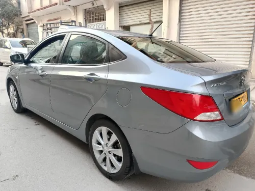 Hyundai Accent RB  4 portes 2018 Préstige