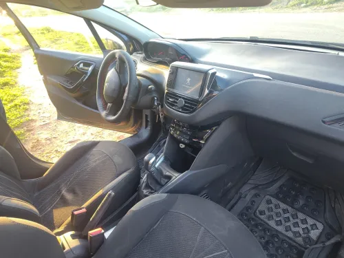 Peugeot 208 2013 Active