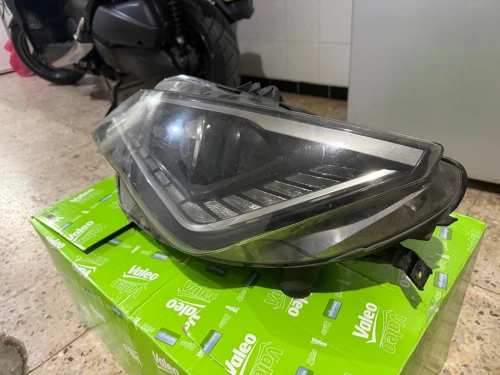 Phare xénon led Seat Ibiza 1.6 tdi 2012 2017