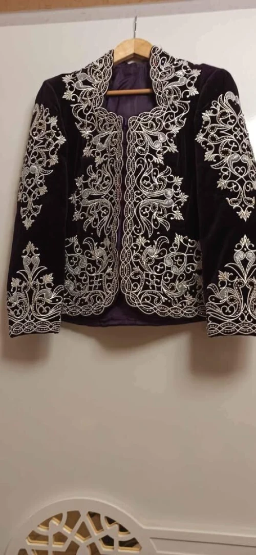 VESTE KARAKOU A VENDRE