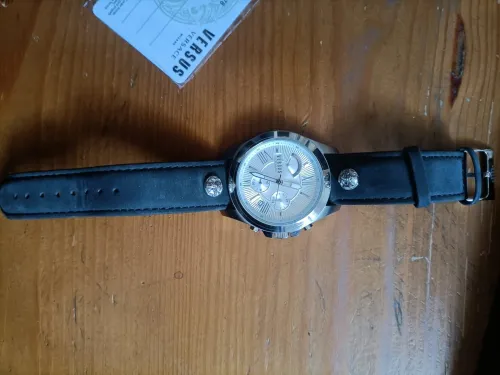 montre VERSUS VERSACE