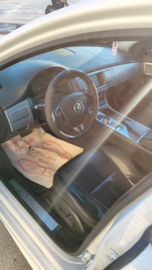 Jaguar XF Sportbrake 2012 