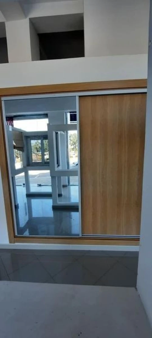 PORTES 