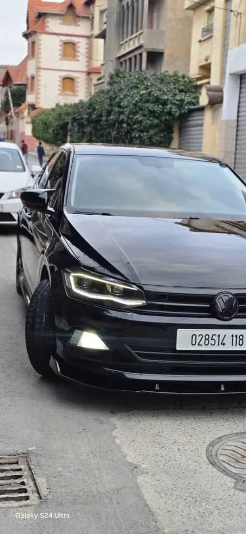 Volkswagen Polo 2018 Carat +