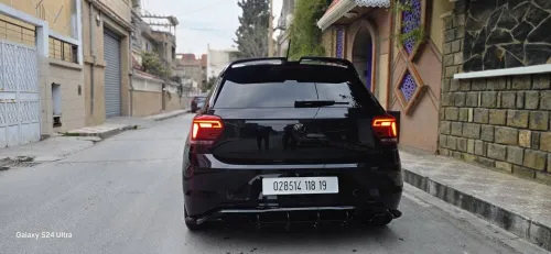 Volkswagen Polo 2018 Carat +