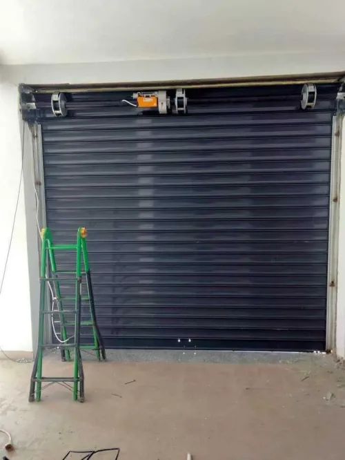 Réparation et montage des rideaux électriques  تصليح وتعديل وتركيب ريدو اليكتريك