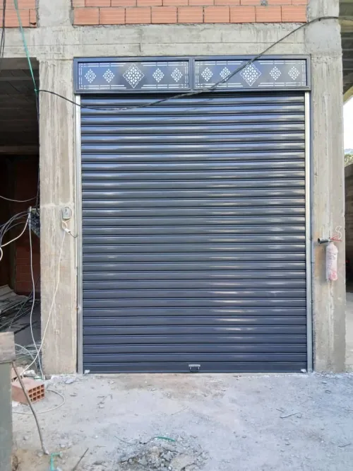 Réparation et montage des rideaux électriques  تصليح وتعديل وتركيب ريدو اليكتريك
