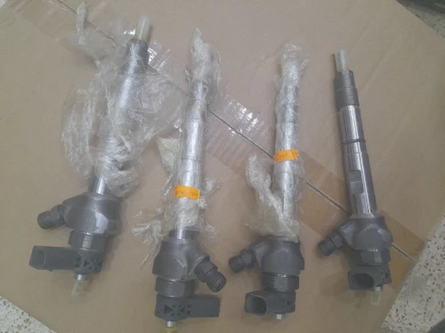 Injecteur 2.0tdi 04l