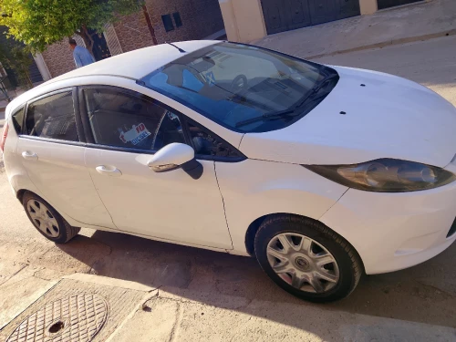 Ford Fiesta 2013 Trend Look