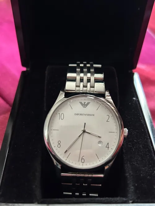 Montre emporio armani 
