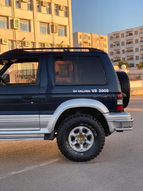 Mitsubishi Pajero Court 1998 Pajero Court