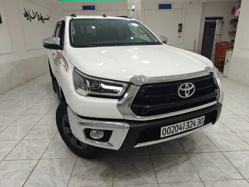 Toyota Revo  2024 SR5