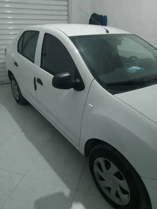 Dacia Logan 2015 