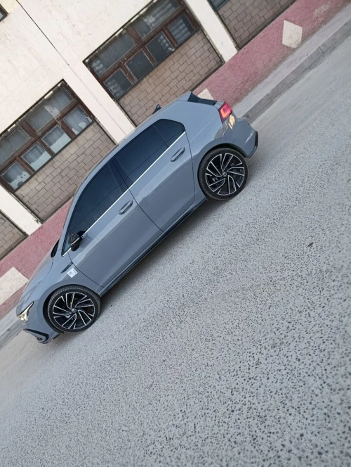 Volkswagen Golf 8 2025 Pro R-line