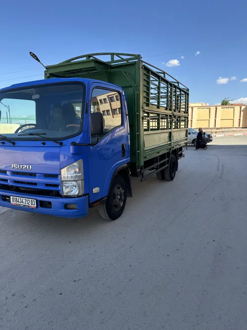 Isuzu Np 