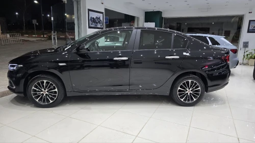 Fiat Tipo Sedan 2025 