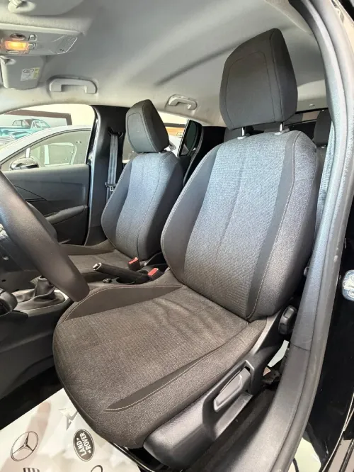Peugeot 208 2025 E-Style