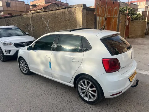 Volkswagen Polo 2016 Cara