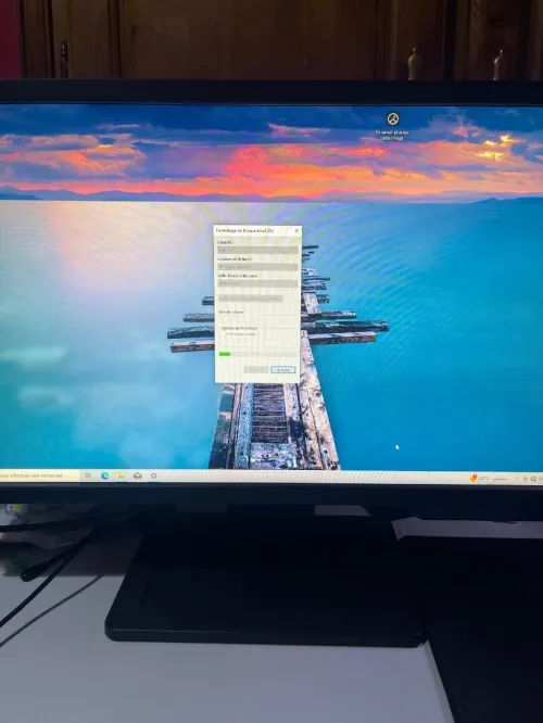 Pc gamer gigabyte rtx 2060+i5 10400f + ecran benq 144hrz (très bon état)