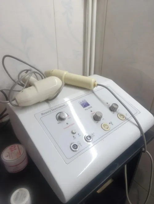 La haute fréquence pour soin de visage peut utiliser bon état