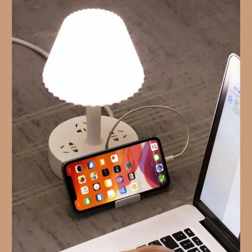Lampe Veilleuse pour Chevet & Bureau avec Prises Secteur et Ports USB, Câble Secteur à 1.8m 