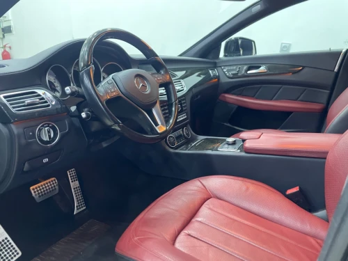 Mercedes CLS 2014 quitte BRABUS