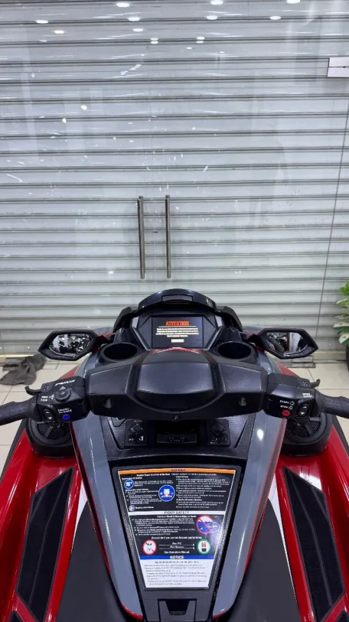 Jet ski