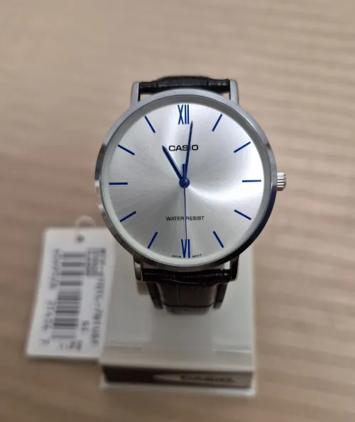 Montre Casio MTP